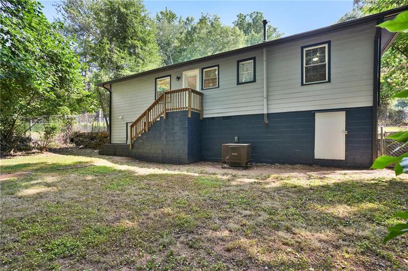 Image for property 163 Glenrose Circle, Atlanta, GA 30354