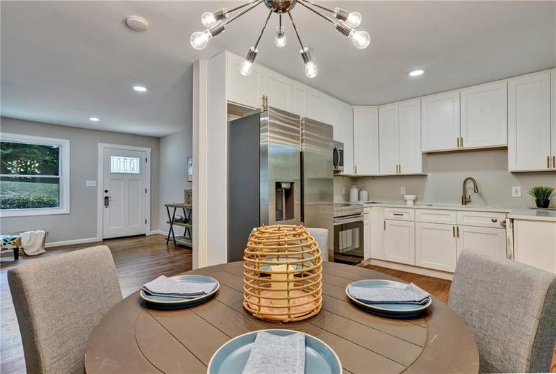 Image for property 163 Glenrose Circle, Atlanta, GA 30354