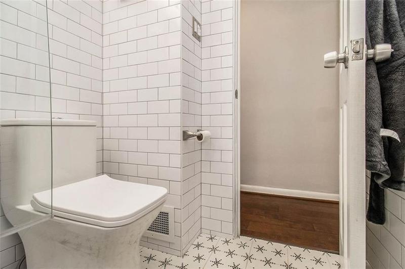 Image for property 100 ALDEN Avenue A3, Atlanta, GA 30309