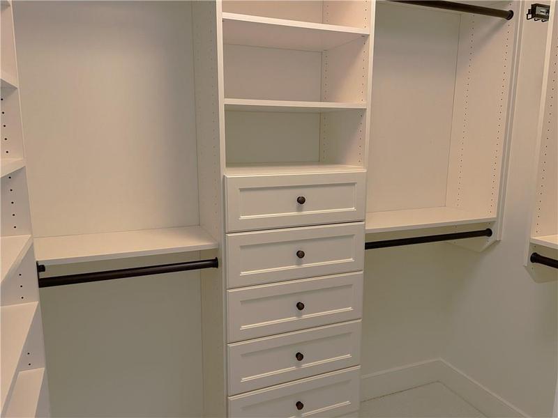 Image for property 3630 Peachtree Road 2305, Atlanta, GA 30326