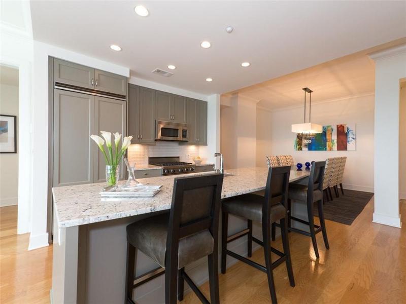 Image for property 3630 Peachtree Road 2305, Atlanta, GA 30326