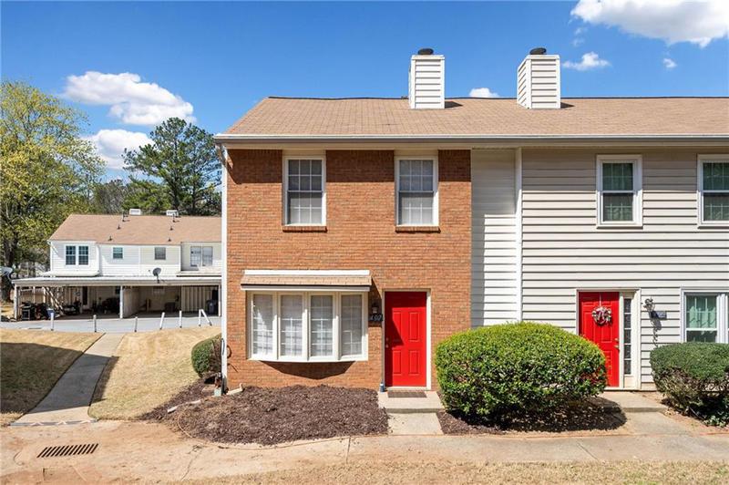 Image for property 407 Paper Mill Landing, Roswell, GA 30076