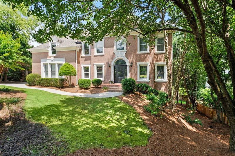 Image for property 515 Old Chartwell Crossing, Alpharetta, GA 30022