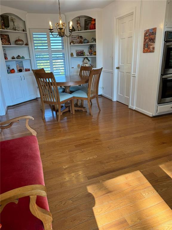 Image for property 8 OAK HILL Circle, Cartersville, GA 30120