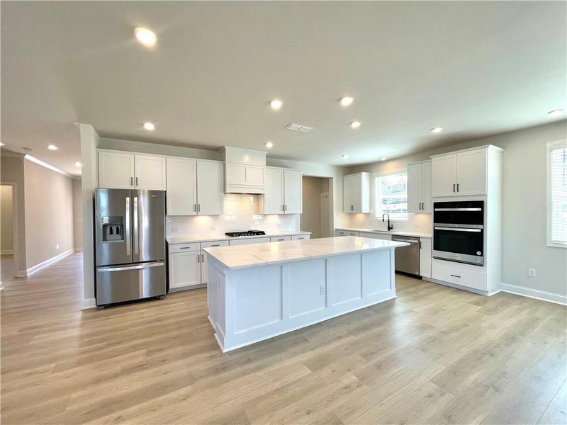 Image for property 738 Crossroad Court, Powder Springs, GA 30127