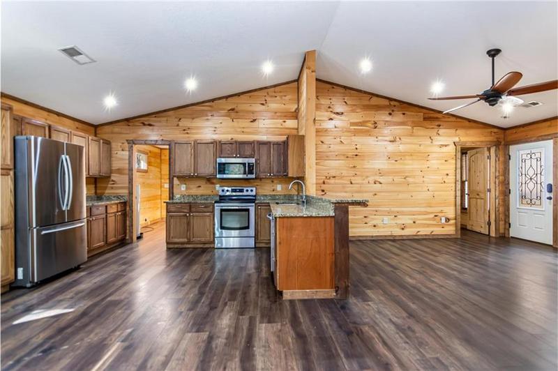 Image for property 24 Virginia Drive, Blue Ridge, GA 30513