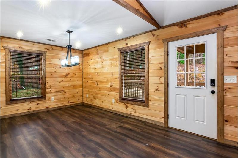 Image for property 24 Virginia Drive, Blue Ridge, GA 30513
