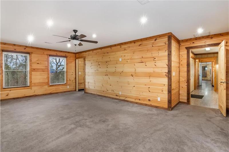 Image for property 24 Virginia Drive, Blue Ridge, GA 30513