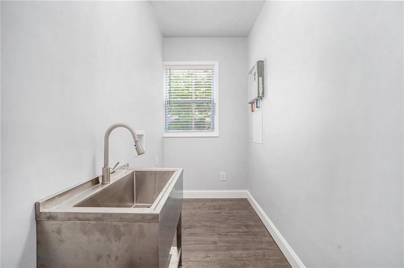 Image for property 1220 Hightower Road, Atlanta, GA 30318