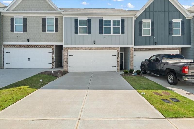 Image for property 11640 Mendenhall Court, Hampton, GA 30228