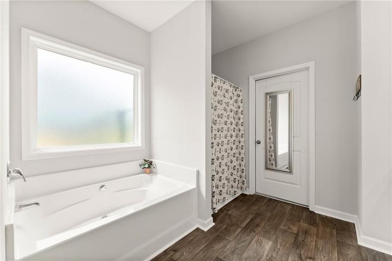 Image for property 380 Glenn Trail, Winder, GA 30680