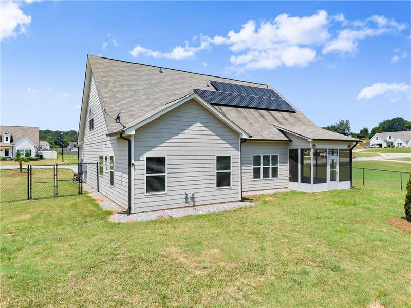 Image for property 380 Glenn Trail, Winder, GA 30680