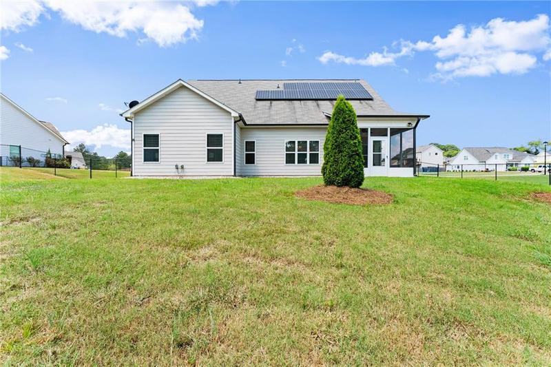 Image for property 380 Glenn Trail, Winder, GA 30680