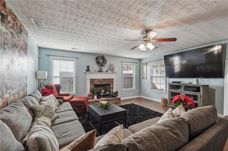 Image for property 3547 Valley Bluff Lane, Snellville, GA 30039