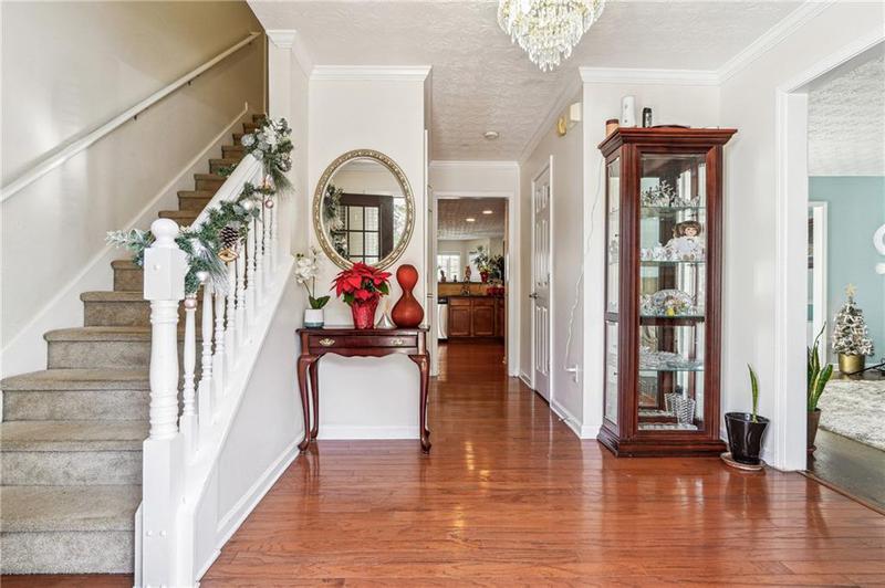 Image for property 3547 Valley Bluff Lane, Snellville, GA 30039