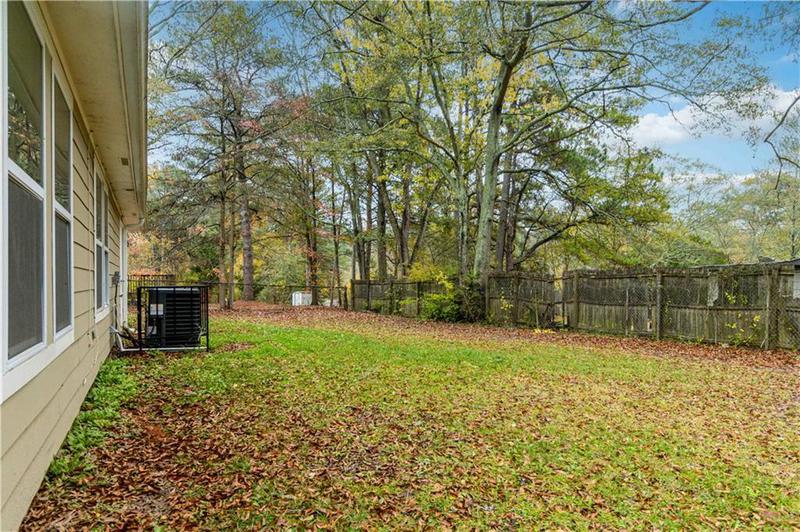 Image for property 494 Ridgecrest Drive, Riverdale, GA 30274