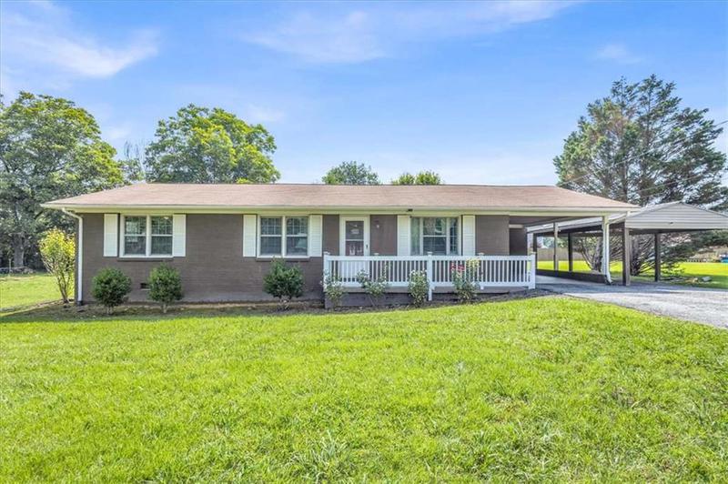 Image for property 129 Green Meadow Lane, Calhoun, GA 30701