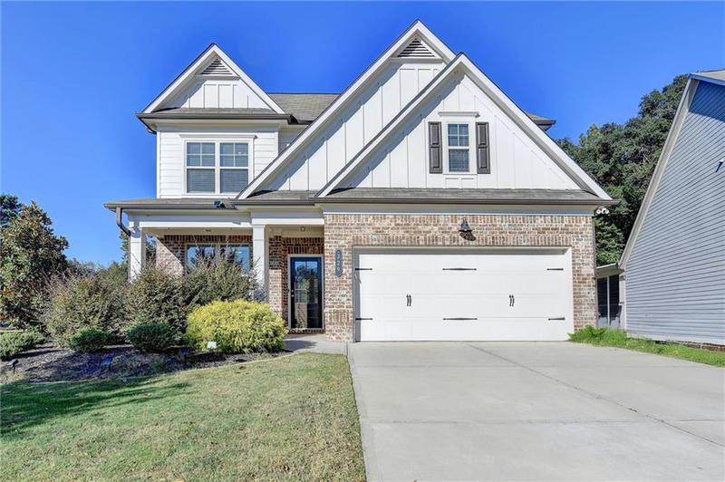 Image for property 329 Winterset Circle, Hoschton, GA 30548