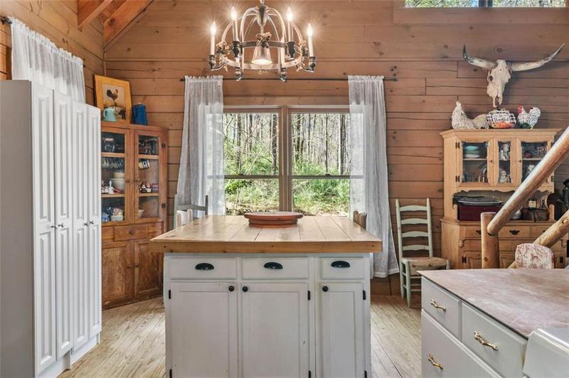 Image for property 7790 Atlanta Newnan Road, Chattahoochee Hills, GA 30268