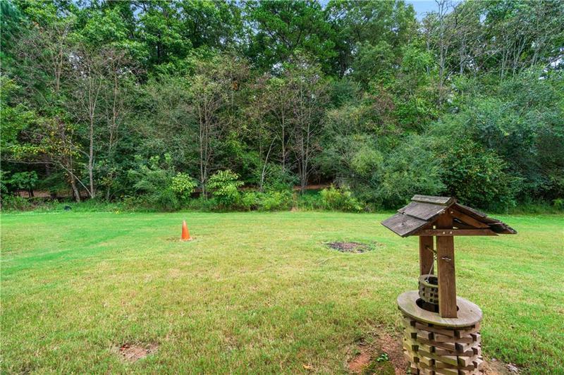 Image for property 3760 Shades Valley Lane, Gainesville, GA 30501
