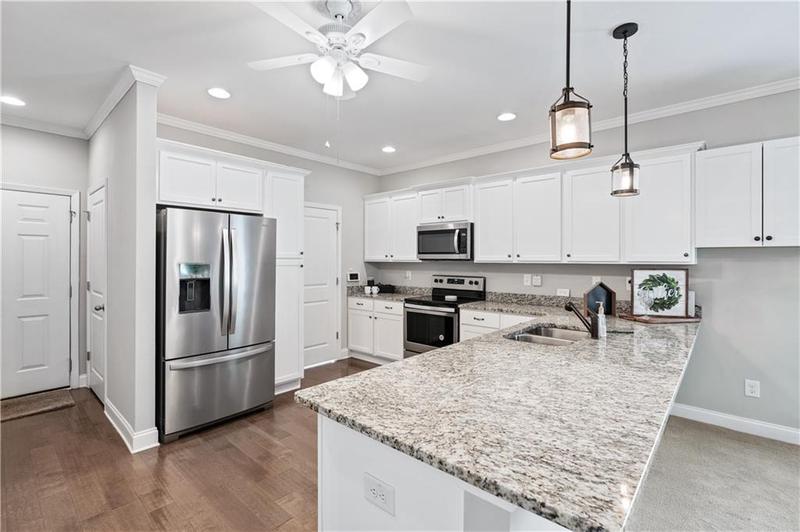 Image for property 3760 Shades Valley Lane, Gainesville, GA 30501