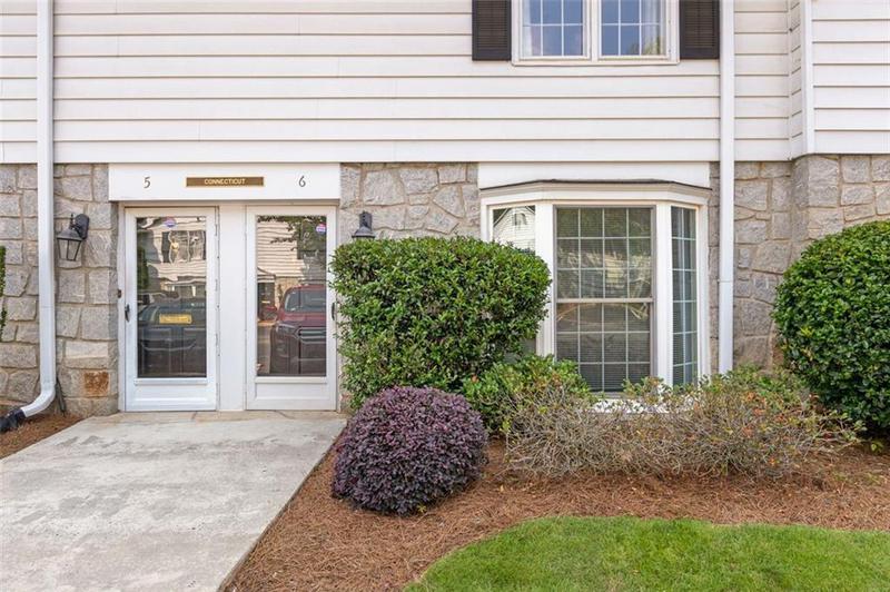 Image for property 136 PEACHTREE MEMORIAL Drive CT-6, Atlanta, GA 30309