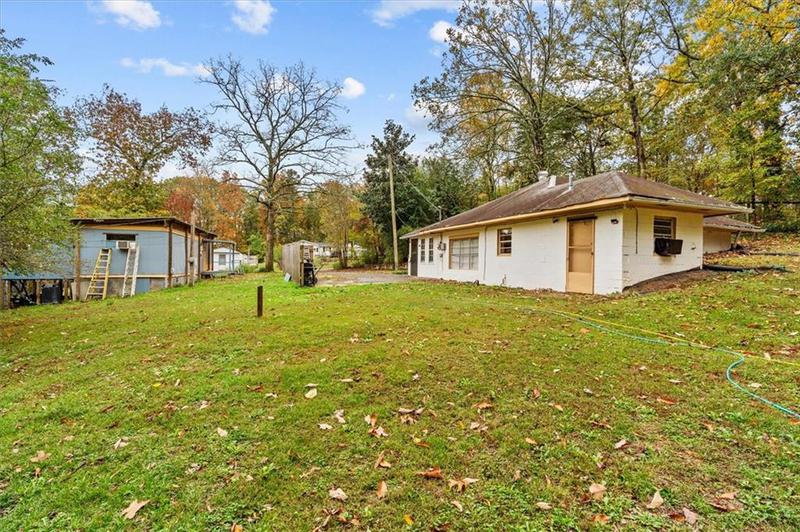 Image for property 650 Mccharles Street, Dalton, GA 30720