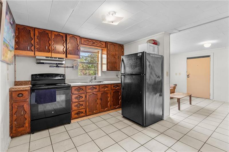 Image for property 650 Mccharles Street, Dalton, GA 30720