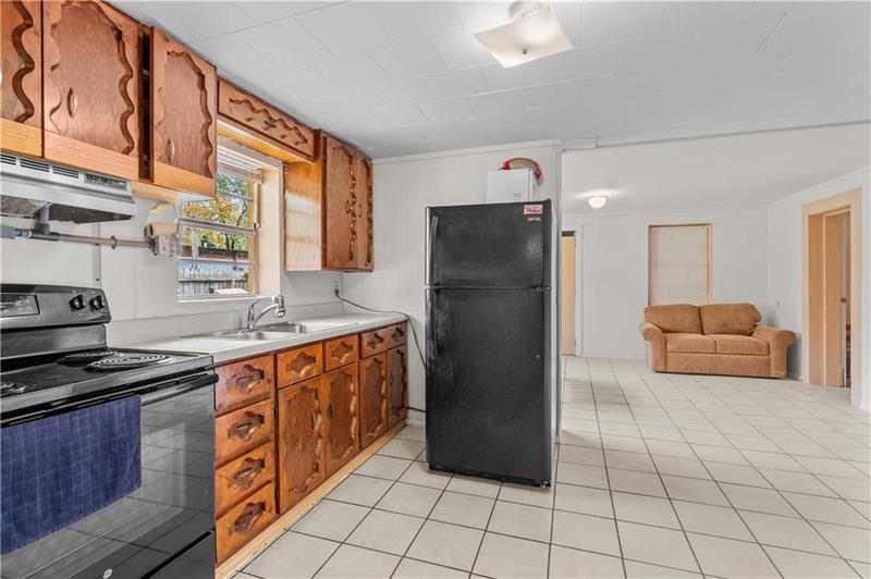 Image for property 650 Mccharles Street, Dalton, GA 30720