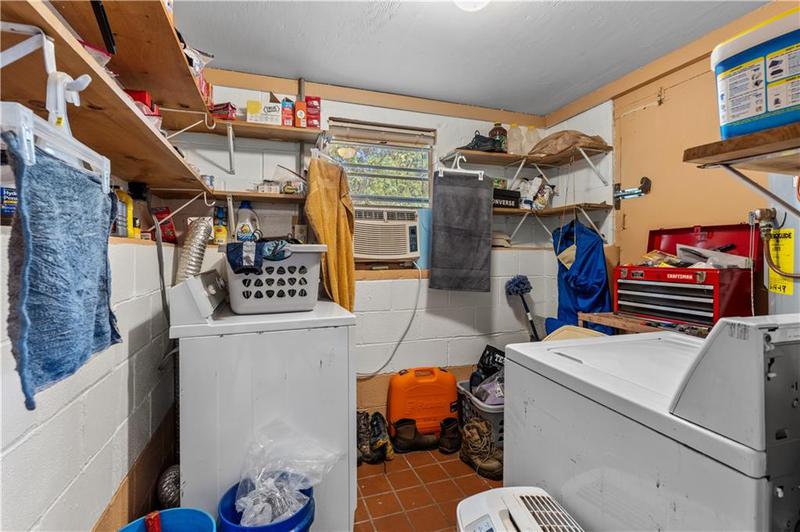 Image for property 650 Mccharles Street, Dalton, GA 30720
