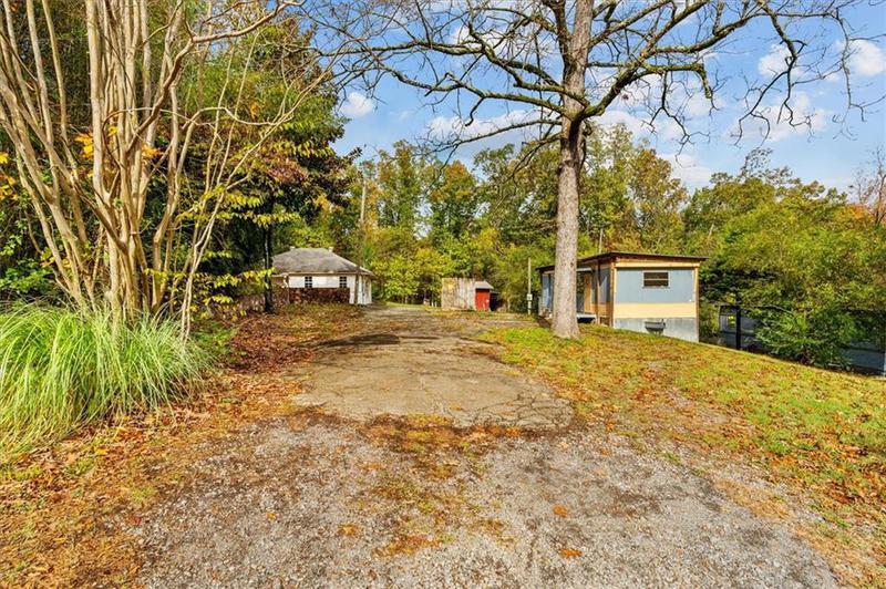 Image for property 650 Mccharles Street, Dalton, GA 30720