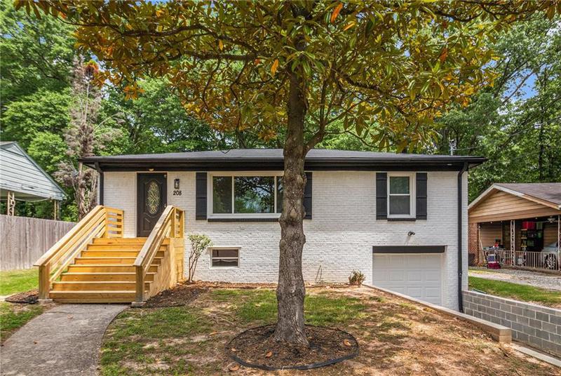 Image for property 208 Silver Springs Circle, Atlanta, GA 30310