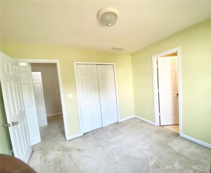 Image for property 720 CRESTWELL Circle, Atlanta, GA 30331