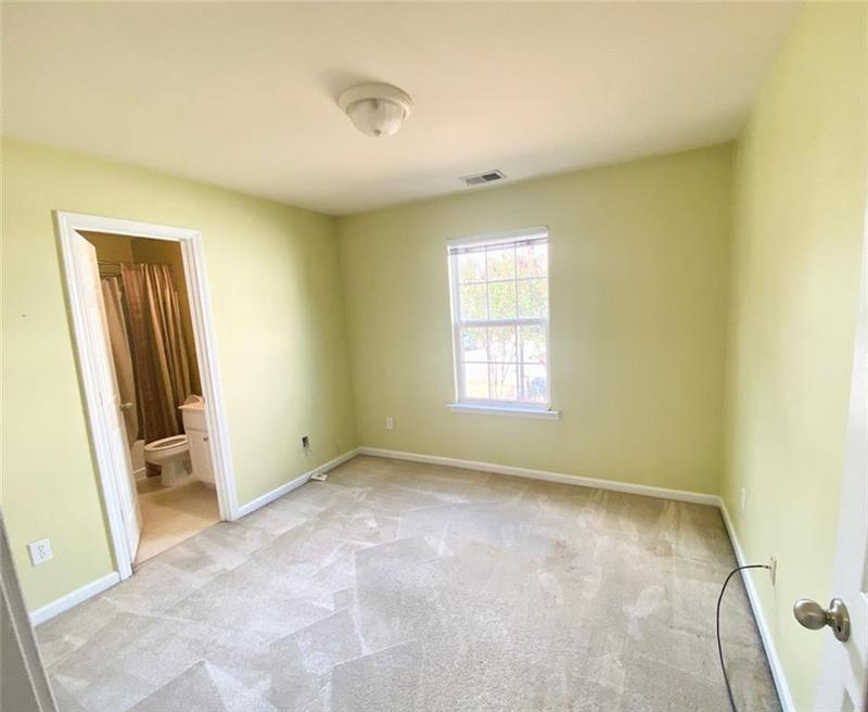 Image for property 720 CRESTWELL Circle, Atlanta, GA 30331
