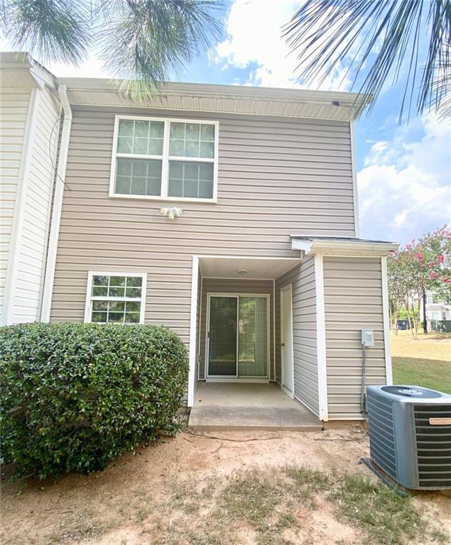 Image for property 720 CRESTWELL Circle, Atlanta, GA 30331