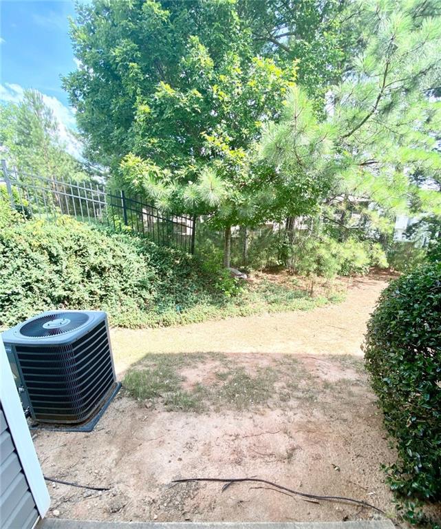 Image for property 720 CRESTWELL Circle, Atlanta, GA 30331