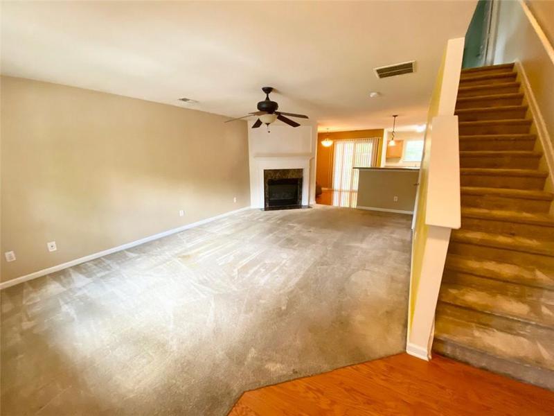 Image for property 720 CRESTWELL Circle, Atlanta, GA 30331