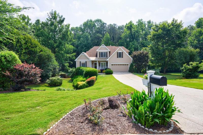 Image for property 6455 Ivey Meadow Lane, Cumming, GA 30040