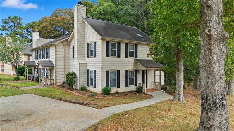 Image for property 1545 Kennesaw Trace Court, Kennesaw, GA 30144
