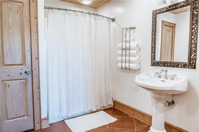 Image for property 2154 Apple Pie Ridge Road, Alto, GA 30510