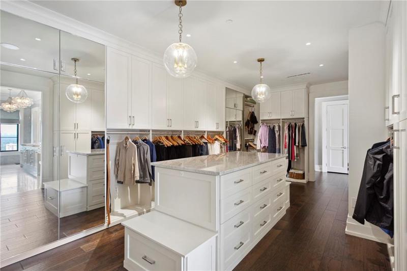 Image for property 88 PACES FERRY Road 2140, Atlanta, GA 30305