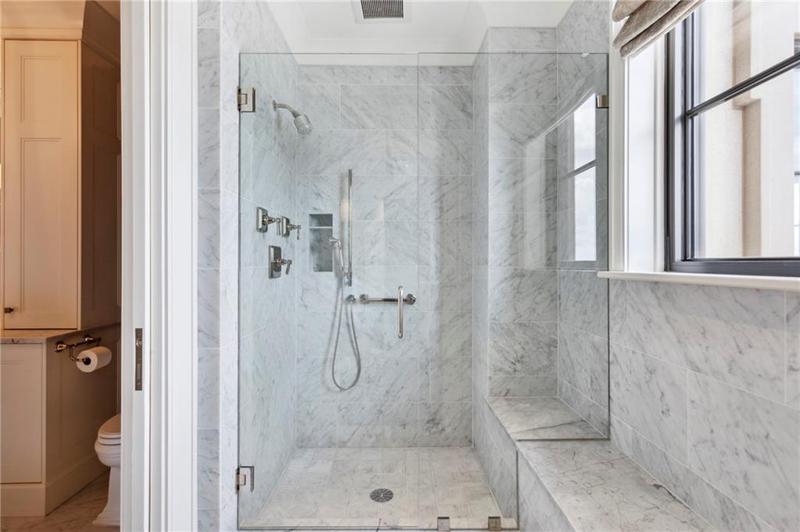 Image for property 88 PACES FERRY Road 2140, Atlanta, GA 30305