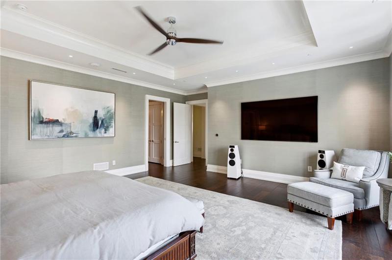Image for property 88 PACES FERRY Road 2140, Atlanta, GA 30305