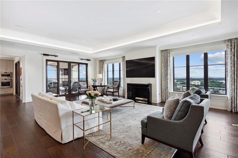 Image for property 88 PACES FERRY Road 2140, Atlanta, GA 30305