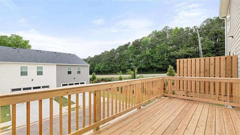 Image for property 1009 Cades Walk, Lawrenceville, GA 30045