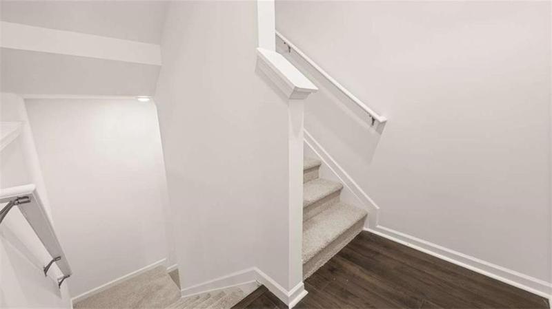 Image for property 1009 Cades Walk, Lawrenceville, GA 30045