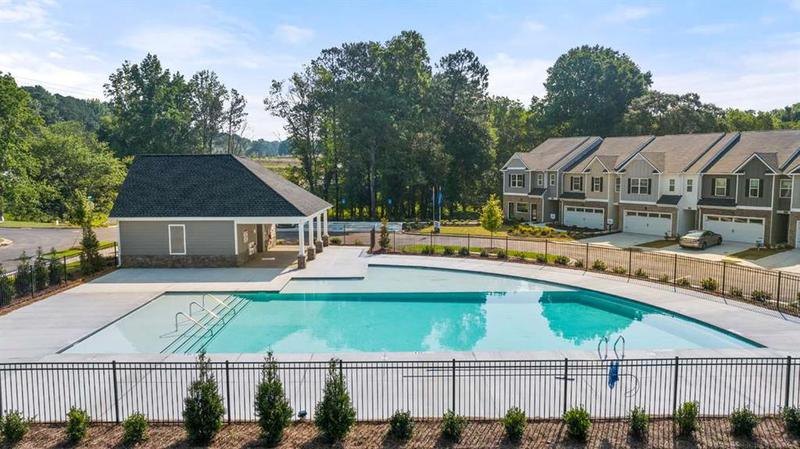 Image for property 1009 Cades Walk, Lawrenceville, GA 30045
