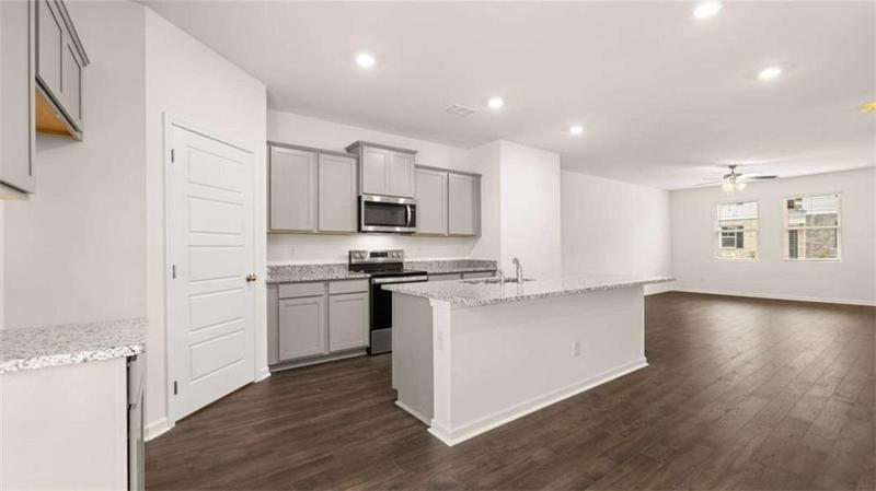 Image for property 1009 Cades Walk, Lawrenceville, GA 30045