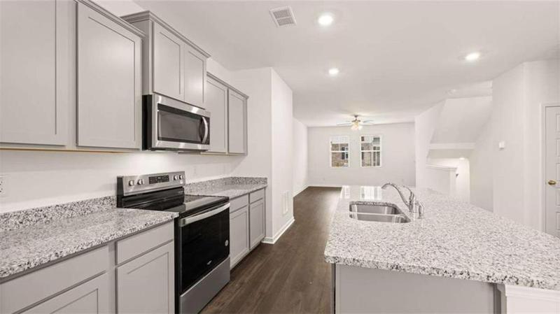 Image for property 1009 Cades Walk, Lawrenceville, GA 30045