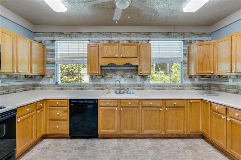 Image for property 379 Cherry Road, Franklin, GA 30217